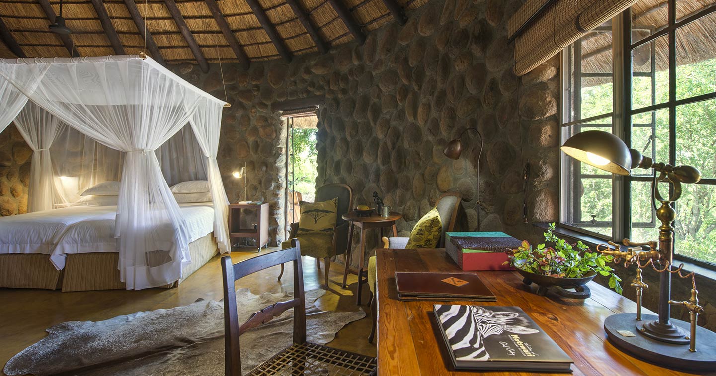 Enjoy the luxury bedroom at Geigers Camp in Timbavati Game Reserve